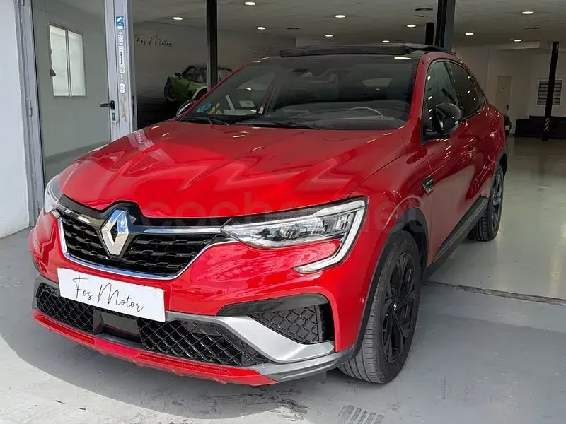 Usado Renault Arkana RS Line 140 CV (102 kW) 2023 Rojo SUV