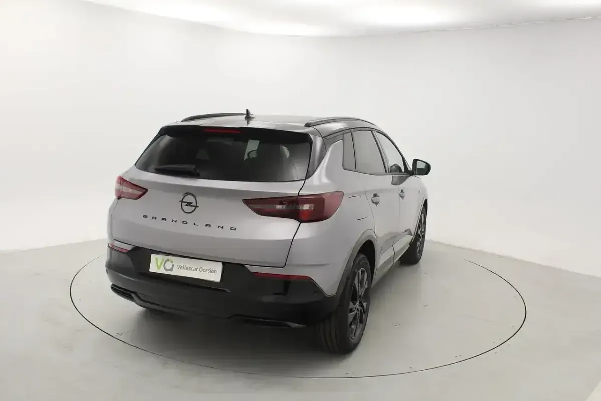 Usado Opel Grandland X S 131 CV (96 kW) 2023 Kontrast grey SUV