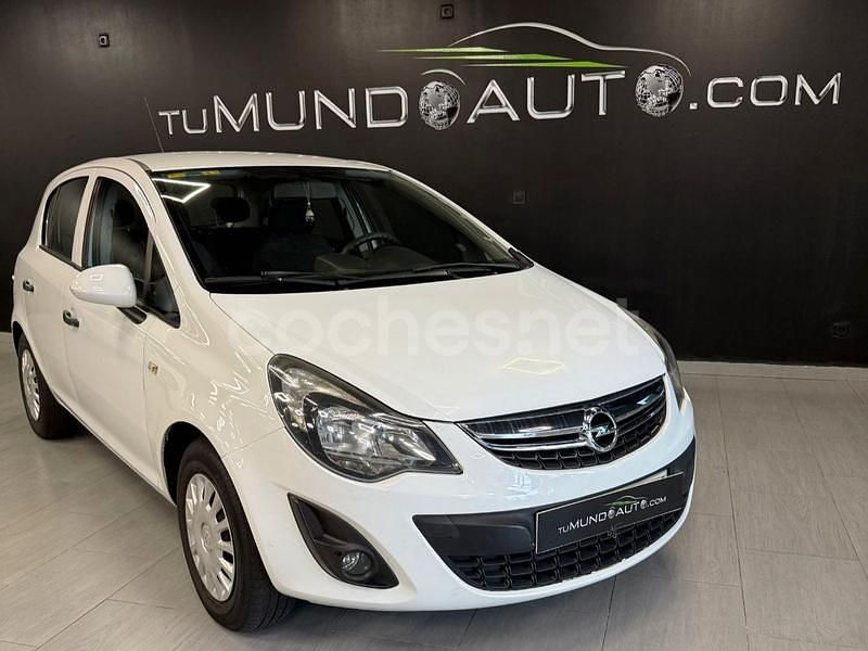 Usado Opel Corsa Selective 75 CV (55 kW) 2013 Blanco Berlina