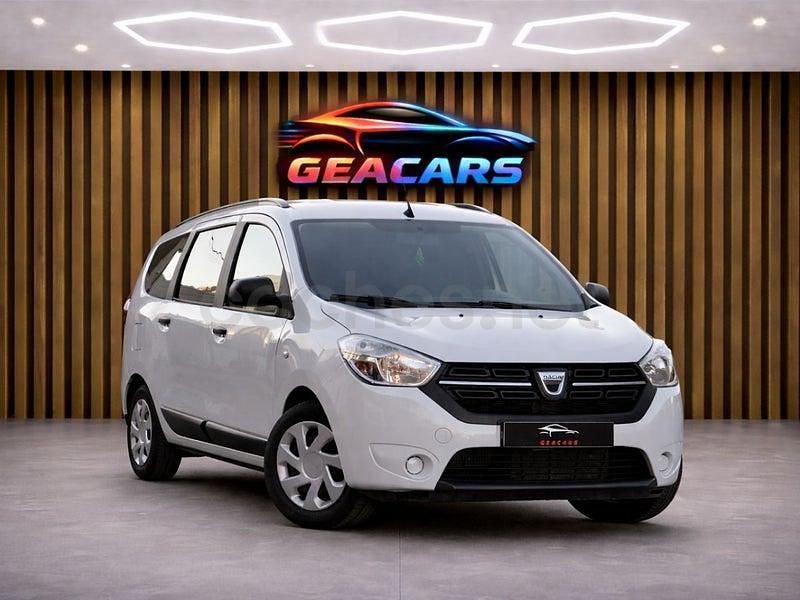 Usado Dacia Lodgy Comfort 130 CV (95 kW) 2020 Blanco Monovolumen