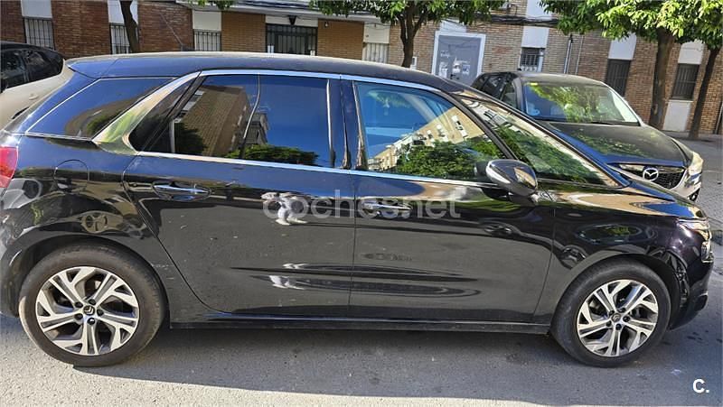 Usado Citroën C4 114 CV (83 kW) 2014 Negro Berlina