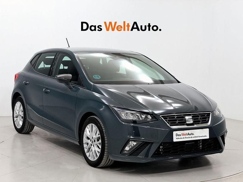 Usado Seat Ibiza FR 115 CV (84 kW) 2025 Azul Utilitario