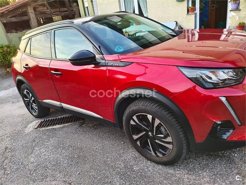 Usado Peugeot 2008 Allure 130 CV (95 kW) 2020 Rojo SUV