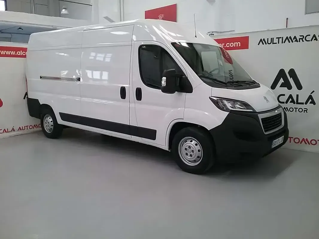 Usado Peugeot Boxer S 165 CV (121 kW) 2020 Blanco Van