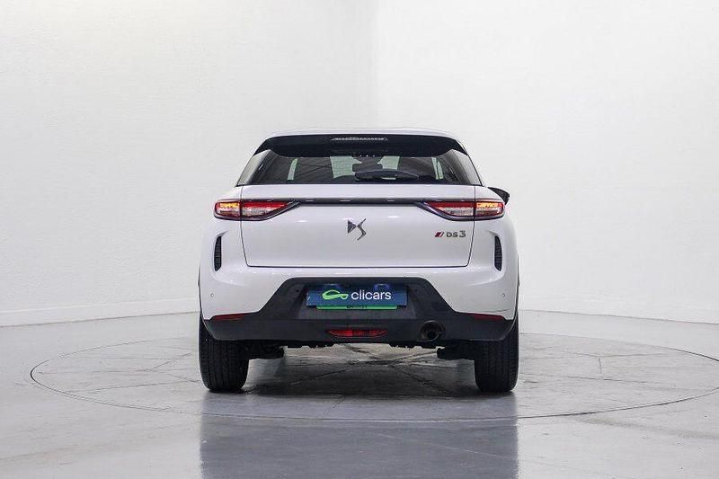Usado DS Automobiles DS3 Crossback Performance 100 CV (73 kW) 2021 Blanco SUV