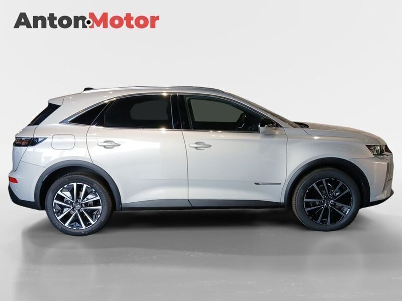 Usado DS Automobiles DS7 Crossback Bastille 300 CV (220 kW) 2024 Beige SUV