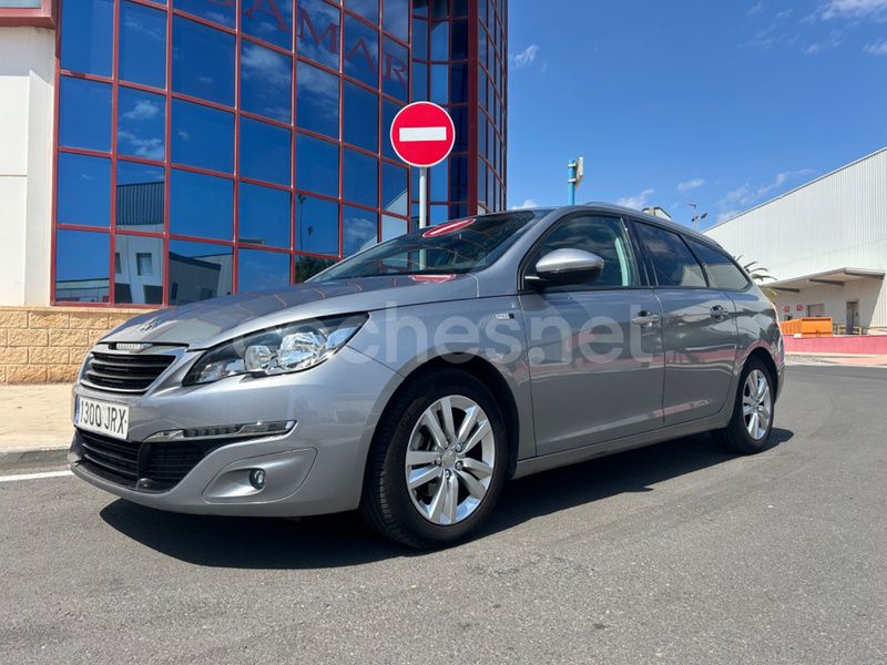 Gris / plata Usado 2016 Peugeot 308 GT-line Familiar | 5700 € (Buen precio) - Imagen 1/4