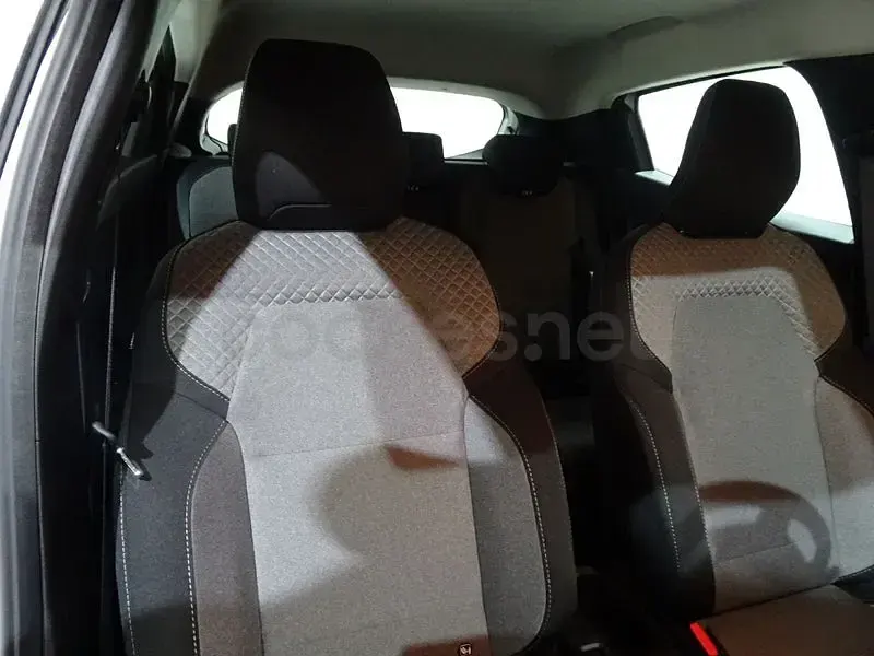 Usado Renault Clio V Evolution 100 CV (73 kW) 2023 Blanco Berlina