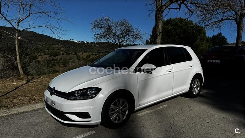 Usado VW Golf VII Advance 115 CV (84 kW) 2019 Blanco Berlina
