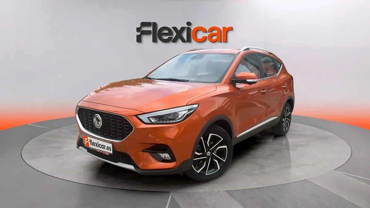 Usado MG ZS Luxury 106 CV (77 kW) 2023 Naranja SUV