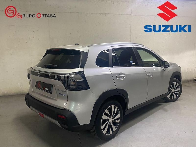Nuevo Suzuki SX4 S-Cross 116 CV (85 kW) 2025 Gris SUV