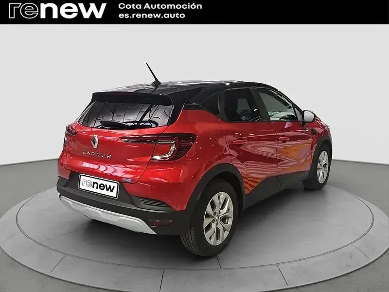 Usado Renault Captur Intens 160 CV (117 kW) 2022 Rojo SUV