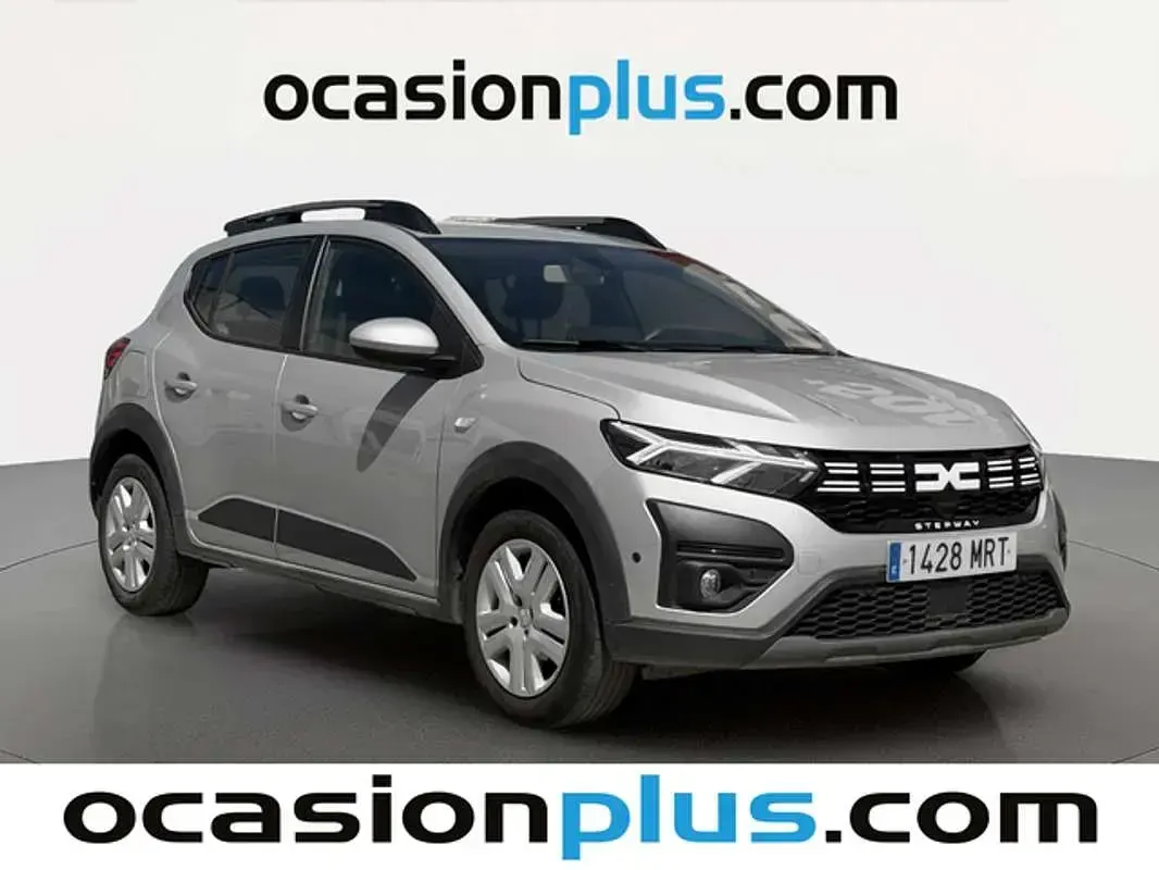 Usado Dacia Sandero Expression 91 CV (66 kW) 2024 Gris Utilitario