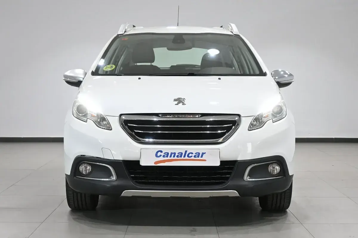 Usado Peugeot 2008 Allure 92 CV (67 kW) 2013 Blanco SUV