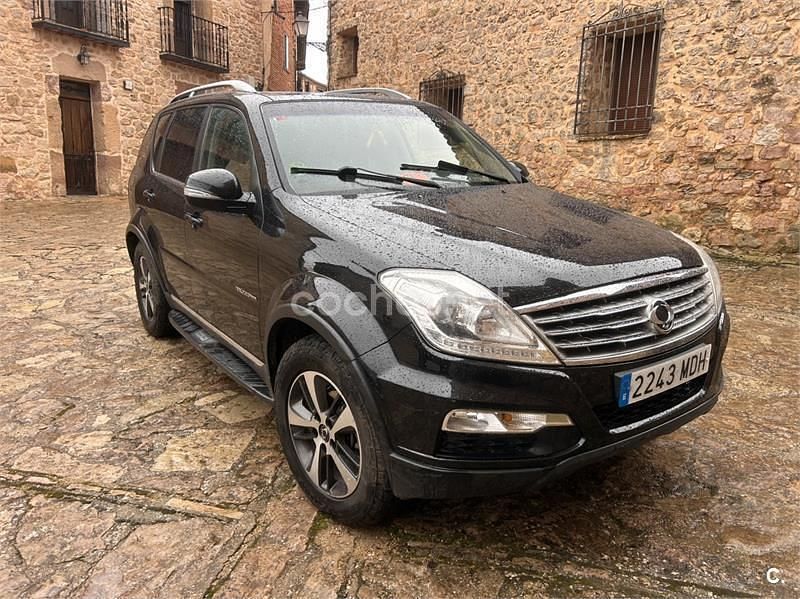 Usado Ssangyong (KGM) Rexton Limited 178 CV (130 kW) 2018 Negro SUV