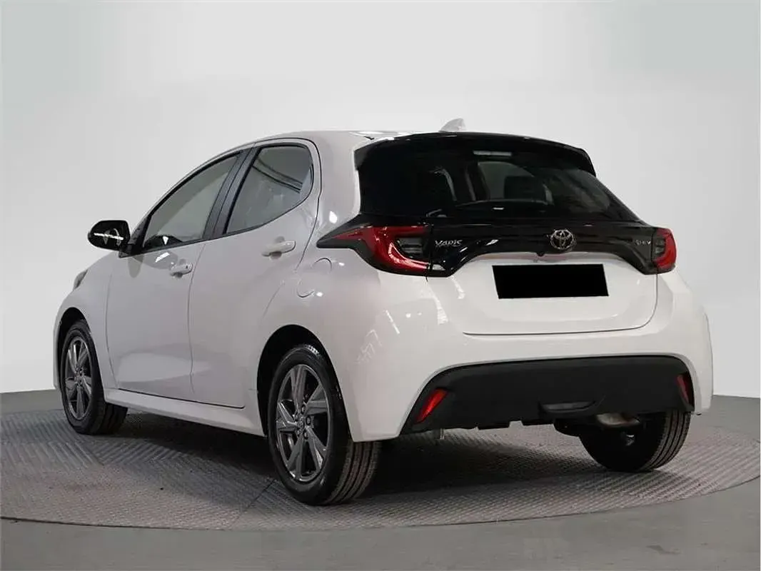 Usado Toyota Yaris Active 116 CV (85 kW) 2024 Utilitario