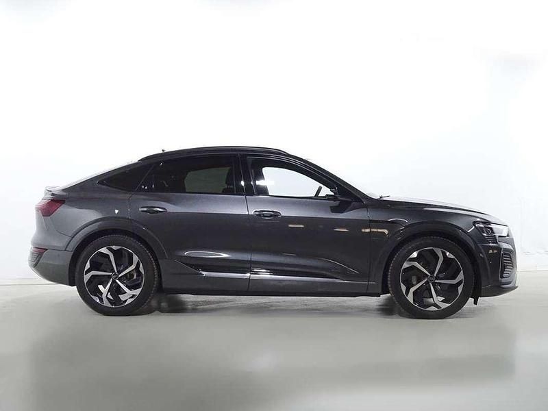 Usado Audi e-tron Sportback S-Line 300 kW (408 CV) 2023 Gris SUV
