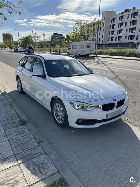 Usado BMW 318 150 CV (110 kW) 2017 Blanco Familiar
