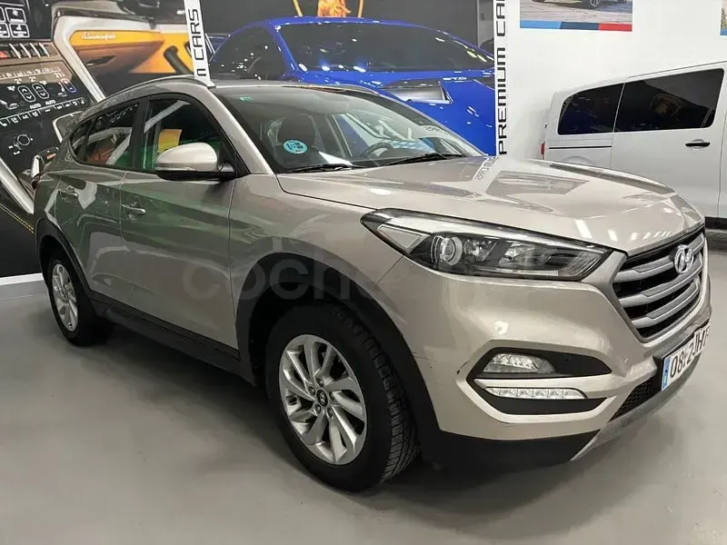Usado Hyundai Tucson 115 CV (84 kW) 2016 Beige SUV