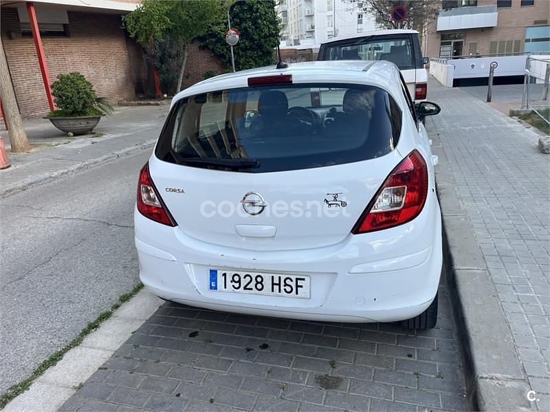 Usado Opel Corsa Selective 85 CV (62 kW) 2013 Blanco Utilitario