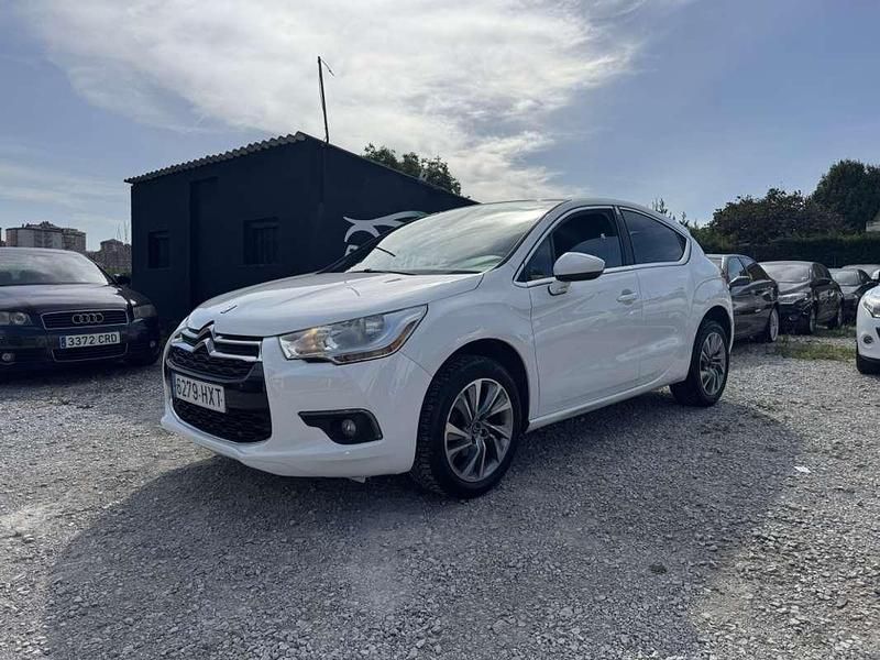 Blanco Usado 2014 Citroën DS4 Utilitario | 7900 € (Precio justo) - Imagen 1/4
