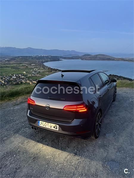 Usado VW Golf VII GTD 184 CV (135 kW) 2017 Gris / plata Berlina