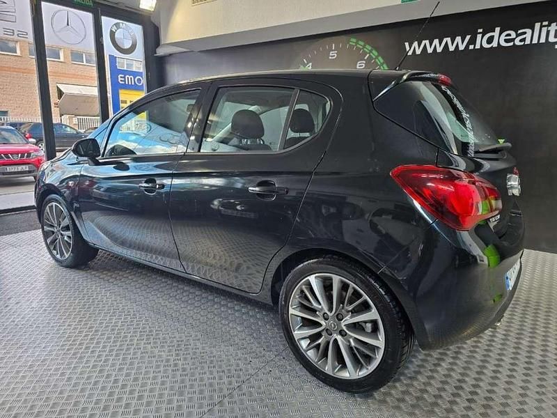 Usado Opel Corsa Selective 95 CV (69 kW) 2015 Negro Utilitario