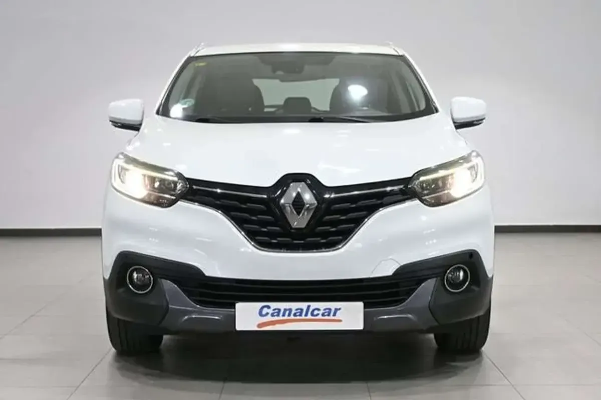 Usado Renault Kadjar Zen 131 CV (96 kW) 2016 Blanco SUV