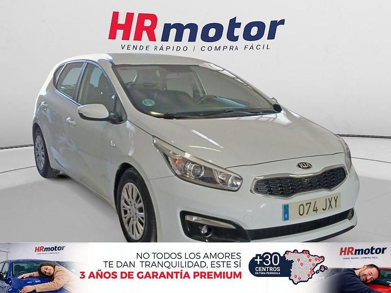 Usado Kia Ceed Plus 90 CV (66 kW) 2017 Blanco Utilitario