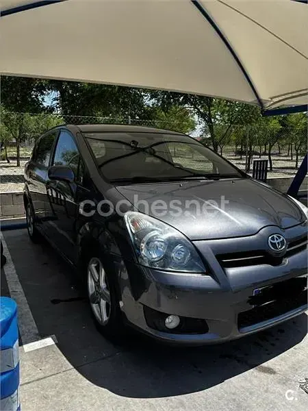 Usado Toyota Corolla Verso Sport 177 CV (130 kW) 2009 Gris / plata Monovolumen