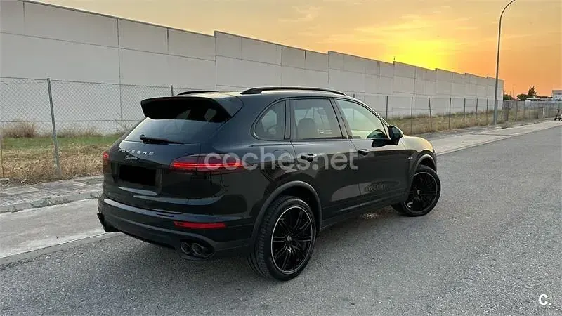 Usado Porsche Cayenne 245 CV (180 kW) 2015 Negro SUV
