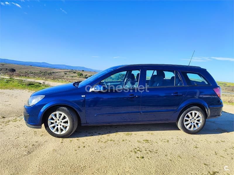 Usado Opel Astra Enjoy 100 CV (73 kW) 2007 Azul Familiar