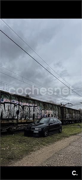 Negro Usado 2003 Seat Leon Sport Berlina | 5700 € (Caro) - Imagen 1/4