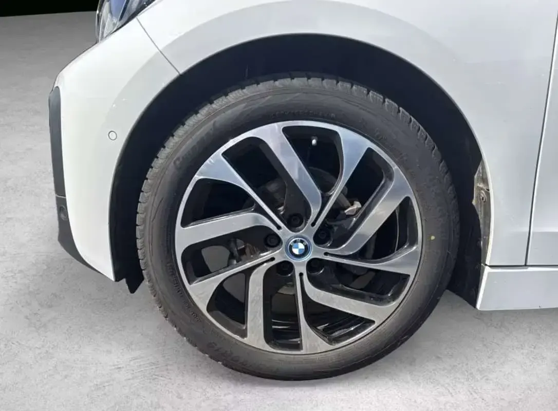 Usado BMW i3 125 kW (170 CV) 2021 Azul Utilitario