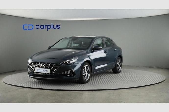 Gris Usado 2021 Hyundai i30 Utilitario | 18.390 € (Precio justo) - Imagen 1/4