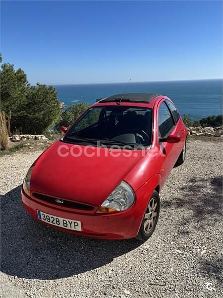 Usado Ford Ka 60 CV (44 kW) 2002 Rojo Utilitario