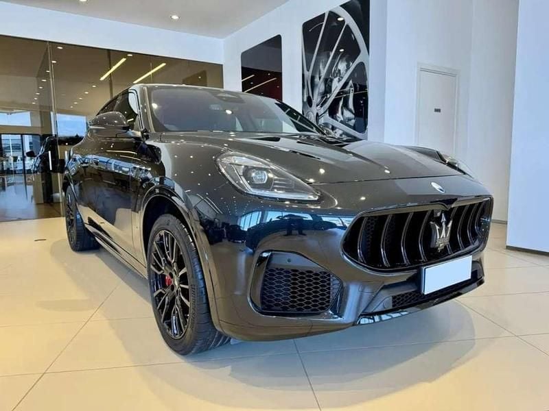 Negro Usado 2024 Maserati Grecale SUV | 78.600 € (Super precio) - Imagen 1/4