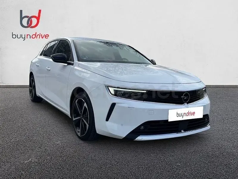 Usado Opel Astra Elegance 181 CV (133 kW) 2023 Blanco Utilitario