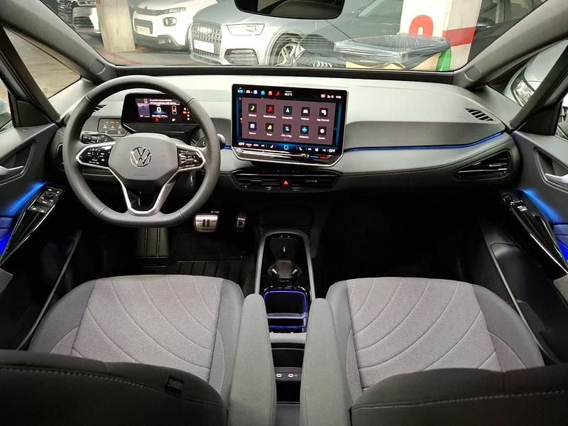 Usado VW ID.3 Pro 150 kW (204 CV) 2025 Gris escama metalizado con techo negro Utilitario