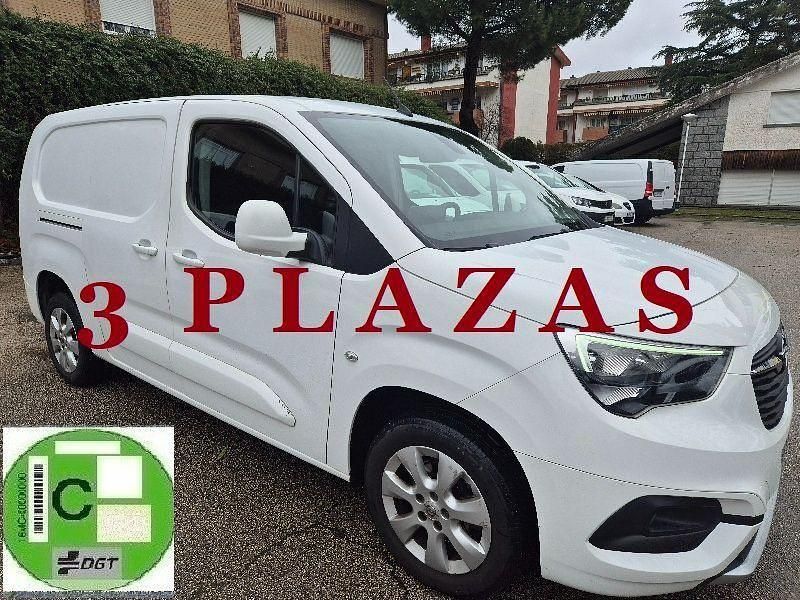 Usado Opel Combo Active 100 CV (73 kW) 2020 Blanco Monovolumen