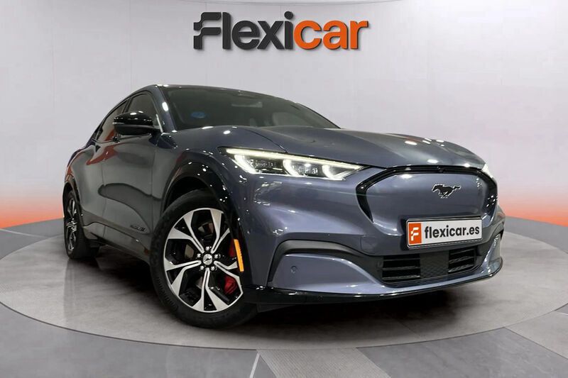 Azul Usado 2021 Ford Mustang Mach-E SUV | 27.990 € - Imagen 1/4