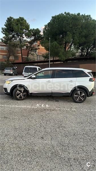 Usado Peugeot 5008 Allure 120 CV (88 kW) 2017 Blanco SUV