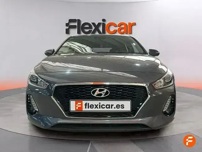 Usado Hyundai i30 GO! 120 CV (88 kW) 2018 Gris
