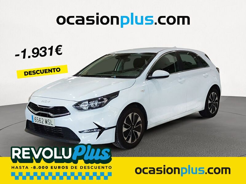 Blanco Usado 2024 Kia Ceed Berlina | 21.250 € (Un poco caro) - Imagen 1/4