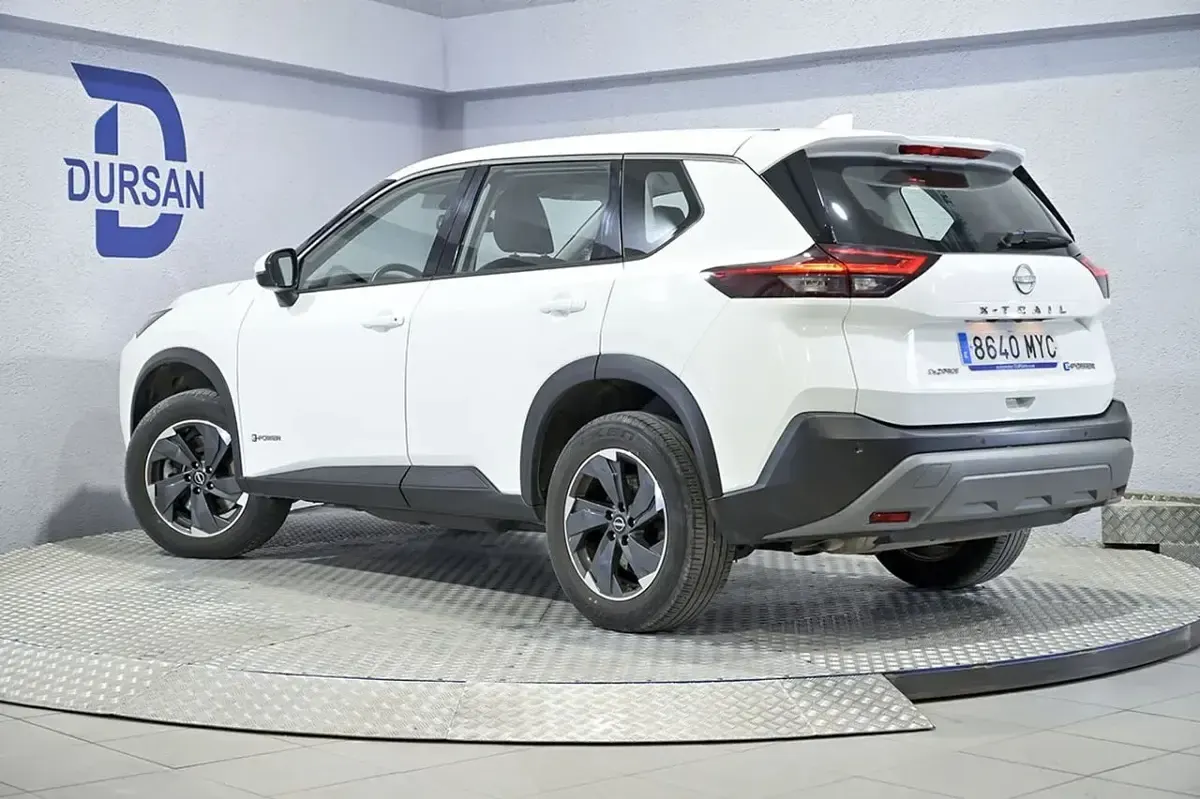 Usado Nissan X-Trail Acenta 213 CV (156 kW) 2025 Blanco SUV