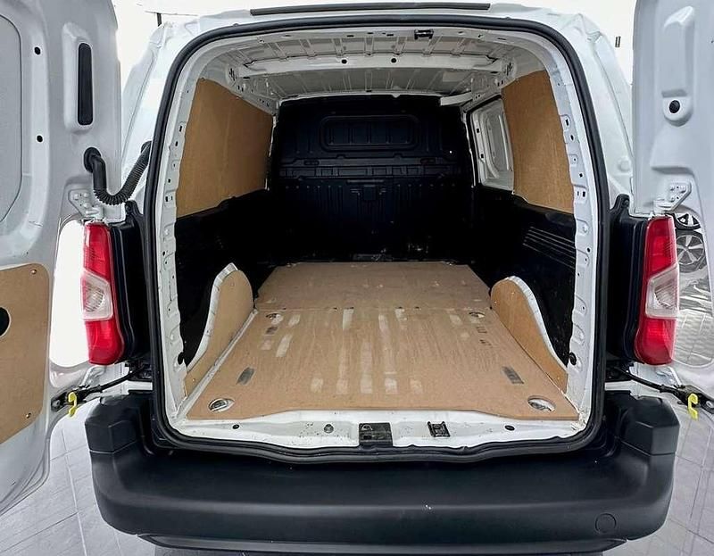 Usado Opel Combo 102 CV (75 kW) 2021 Blanco Monovolumen