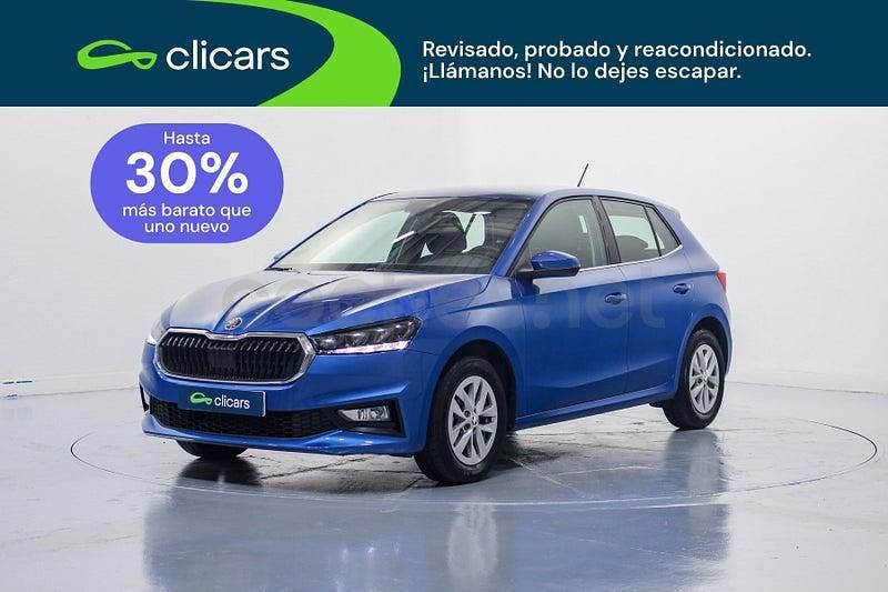 Usado Skoda Fabia Ambition 95 CV (69 kW) 2023 Azul Utilitario