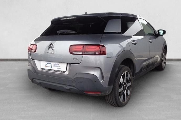 Usado Citroën C4 Cactus PureTech 110 CV (80 kW) 2018 Utilitario