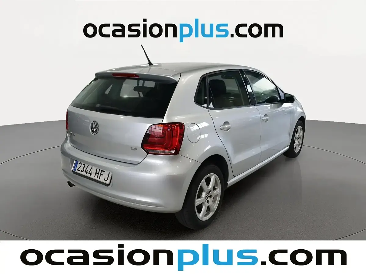 Usado VW Polo Advance 86 CV (63 kW) 2011 Gris Utilitario