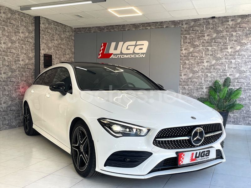 Blanco Usado 2020 Mercedes CLA200 Shooting Brake Familiar | 29.900 € (Un poco caro) - Imagen 1/4